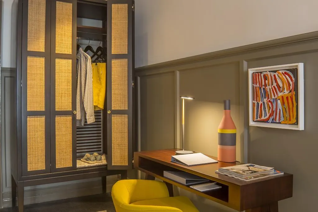 The Club Hotel Singapore